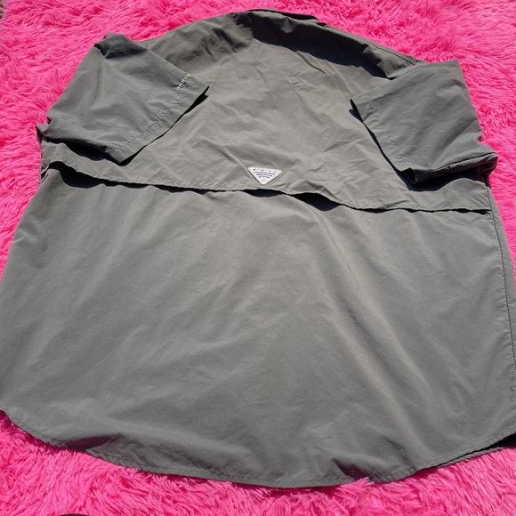 Columbia Performance Fishing Gear Bahama four pocket shirt in gray size L - Picture 3 of 5